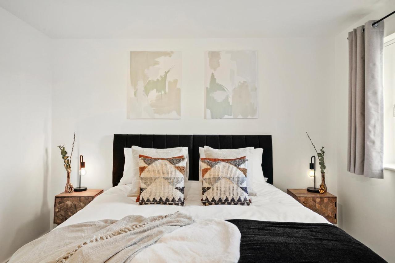 Luxury Apartment At Holt House Μίλτον Κέινς Εξωτερικό φωτογραφία